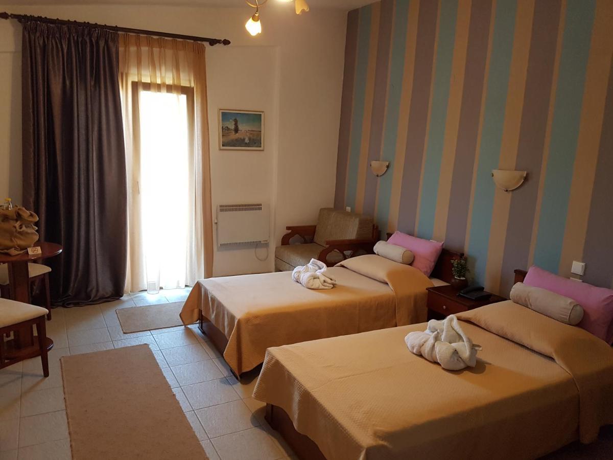 Hotel Metoxi Szpiliá Kültér fotó