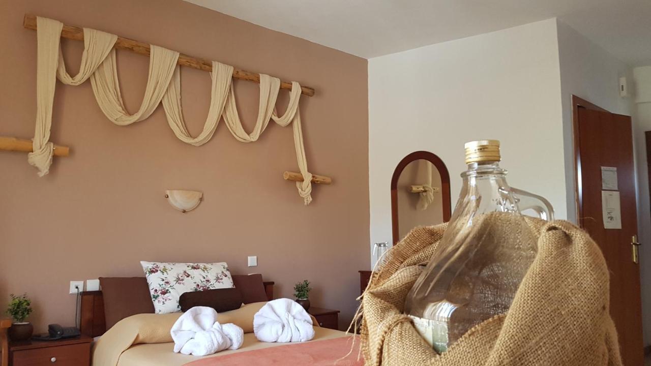 Hotel Metoxi Szpiliá Kültér fotó